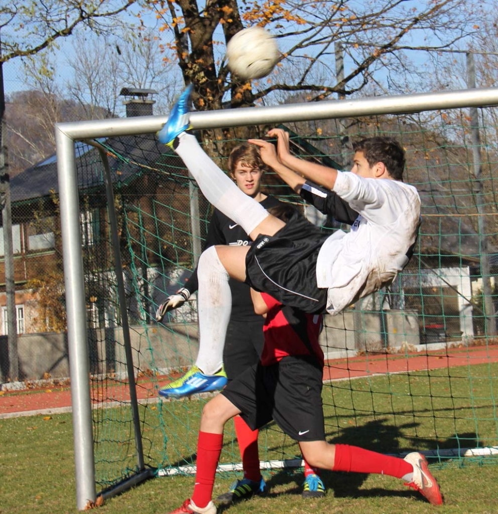 Fußball und Schule an der HAK/HAS Bad Ischl