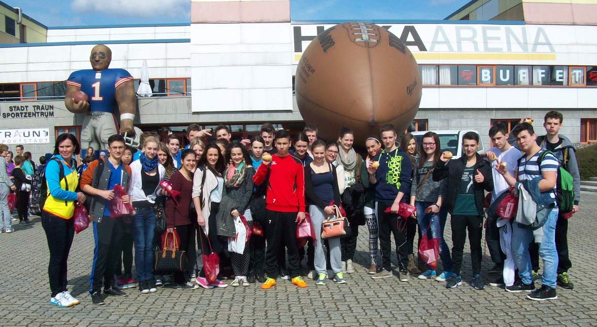 Football und Chearleader Schoolday 2014