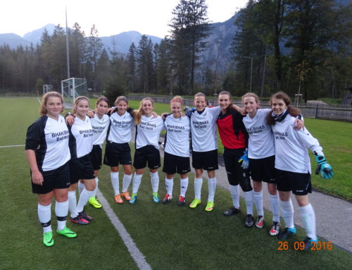 Erstes Fußballspiel der Damen-Mannschaft der Fußball-HAK/HAS Bad Ischl